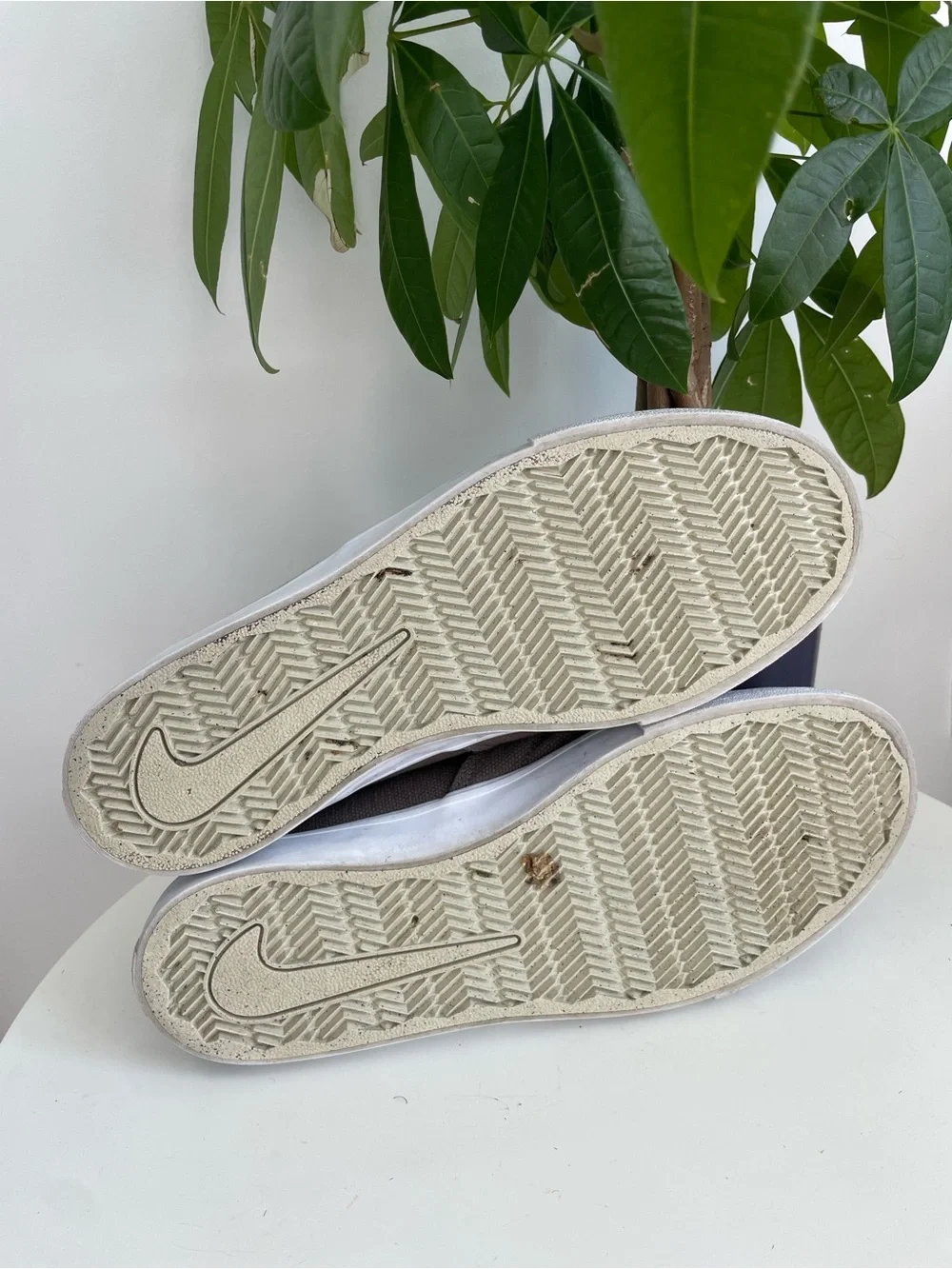 Men Size 9 Nike SB Portmore II Solarsoft Slip-On Shoes